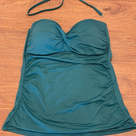 NWOT Twist Front Bandeaukini Swim Top - Picture 4 of 8